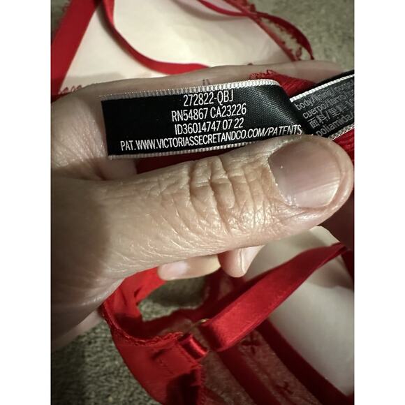 Victoria’s Secret Very Sexy Push-Up Bra 36DD Red Floral Lace Embroidered - Picture 7 of 9